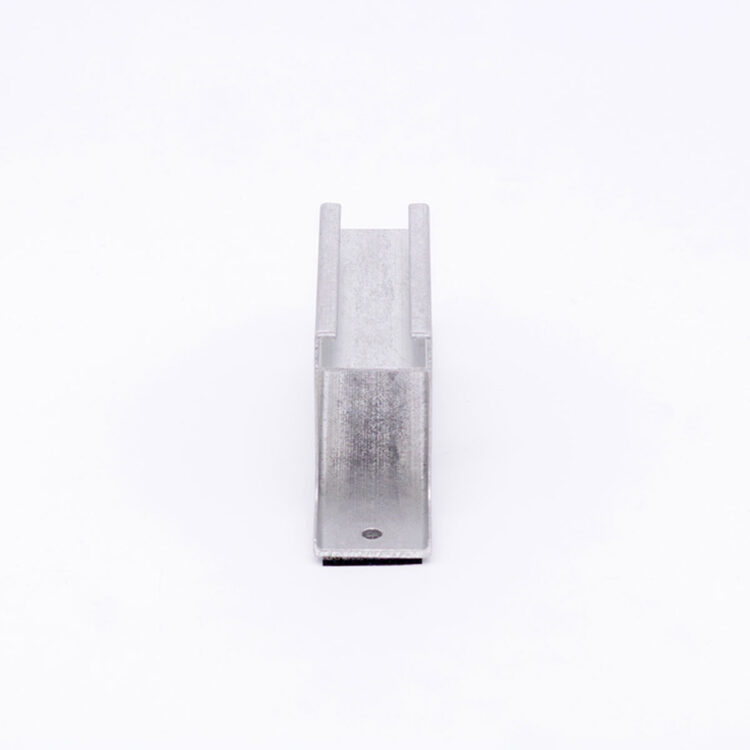 NOVA Shorty Portrait Fire PV Montagesystem für Trapezdach Erhöhte Kurzschiene für die horizontale Modullage Novafixx